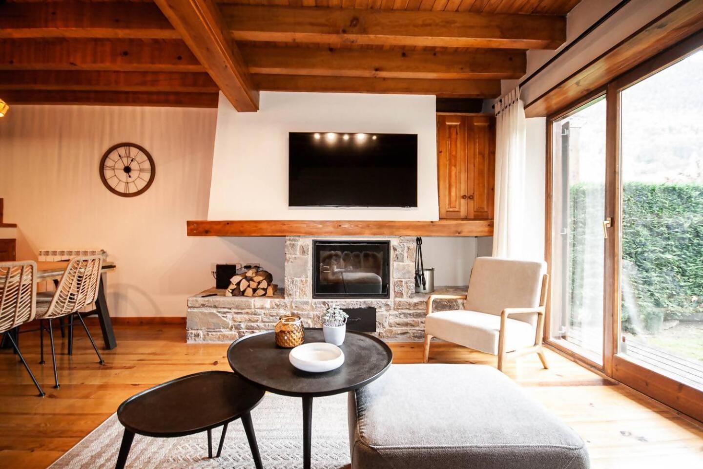 Espacioso Apartamento Con Jardin En Salardu Naut Aran 외부 사진